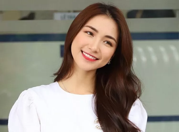 tieu-su-ca-si-hoa-minzy